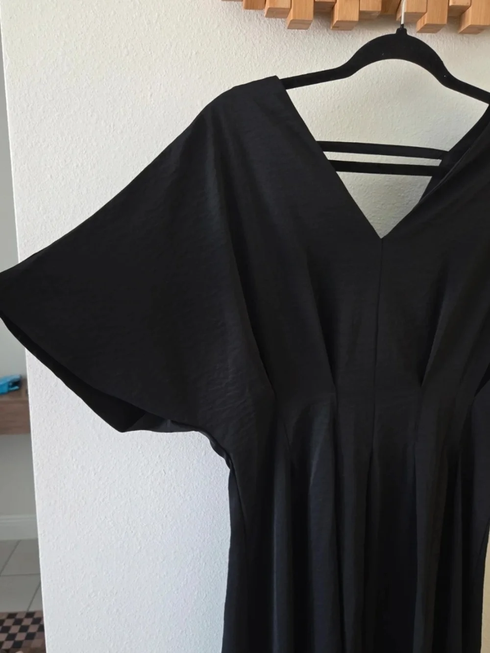 Women's Black V-Neck Maxi Dress with Flutter Sleeves - Picture 5 of 5
